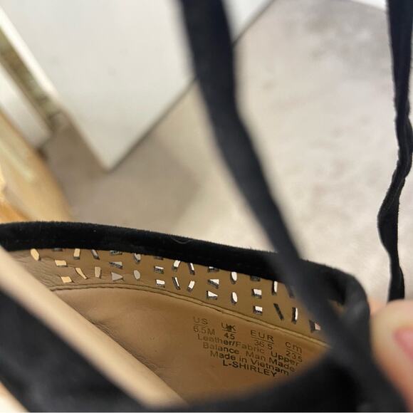 FRANCO SARTO Black Leather Pointed Toe Tie Ankle Flat Shoes Size 6.5 - Picture 5 of 7